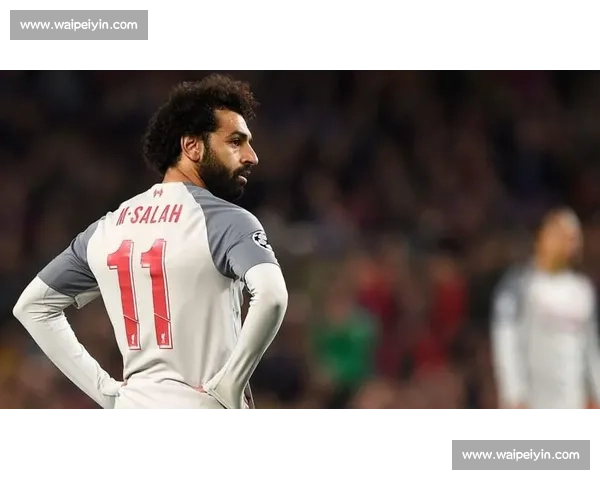 核心缺阵引发连锁反应球队攻防体系面临严峻考验与赛季走势充满变数