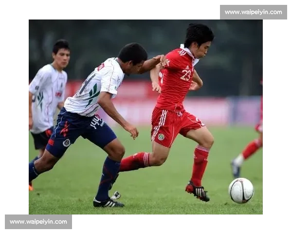 带球突破技巧全面解析提升球员突破能力的实战训练方法